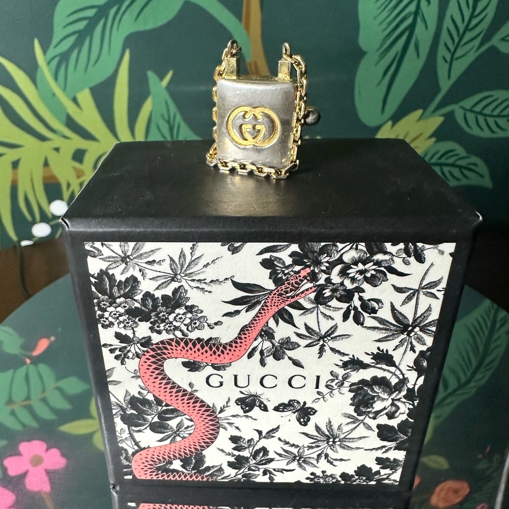 SOLD 🏆 GUCCI Double GG Gold Bag Charm Padlock Motif (Does Hold Parfum) 💛 - Picture 2 of 7